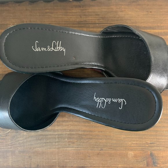 Sam & Libby Wedges - Picture 5 of 8